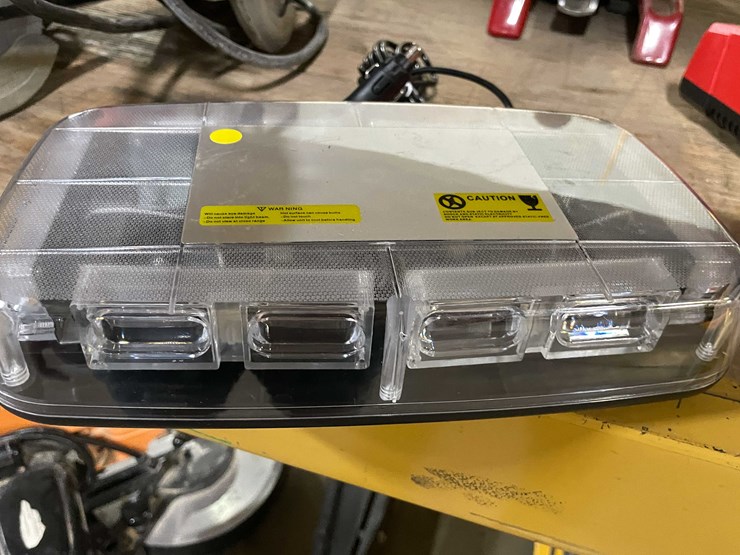 #2020-•-amber-led-strobe-light-(pr11)-image-3