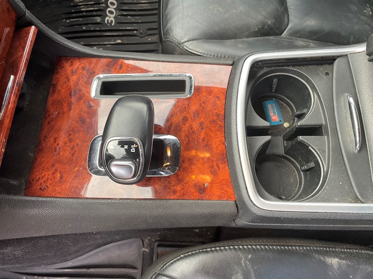 #1024-•-2012-chrysler-300-awd-sedan-(has-paperwork-to-obtain-title)-image-37