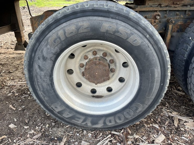 #1556-•-1999-mack-e7-460-day-cab-truck-tractor-image-70