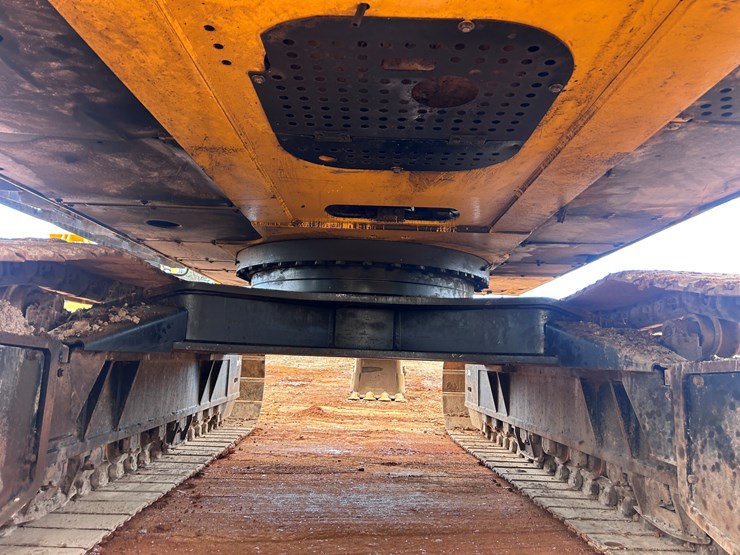 #2196-•-deere-470g-cl-excavator-image-29