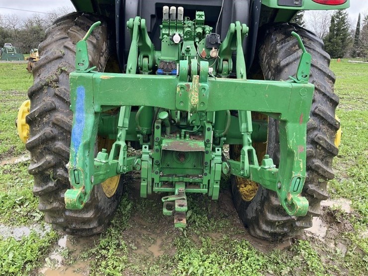 john-deere-6155r-image-9