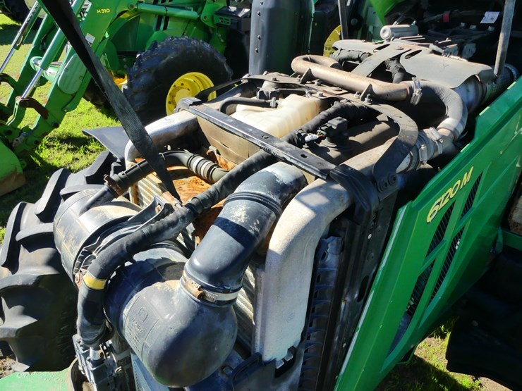 2020-john-deere-6120m-image-11