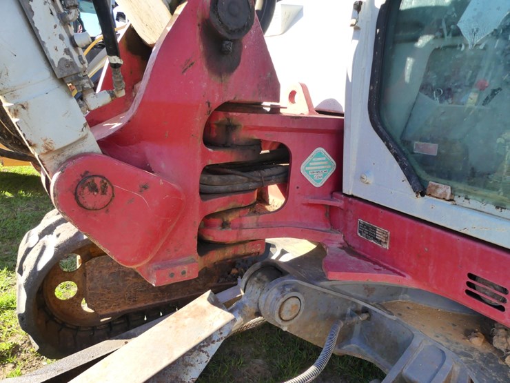 takeuchi-tb290-image-11