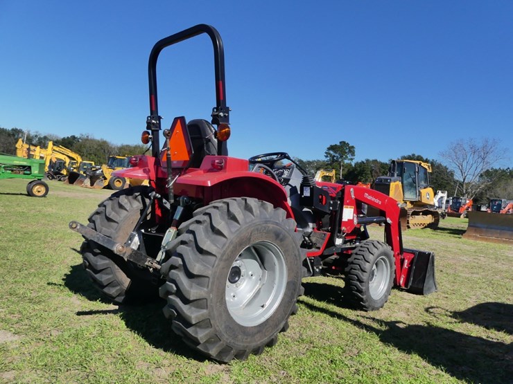 2017-mahindra-1526-image-3