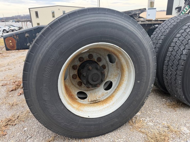 #30502-•-2018-freightliner-cascadia-tandem-axle-truck-tract-image-14