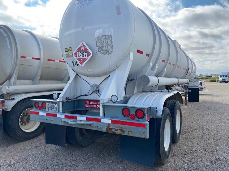 1990-trailmaster-crude-trailer-image-2