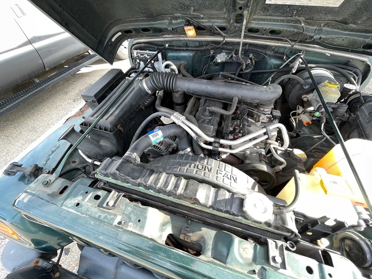 2000-jeep-wrangler-sport-image-65