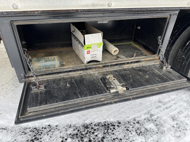 #2225-•-1996-chevrolet-box-truck-image-21