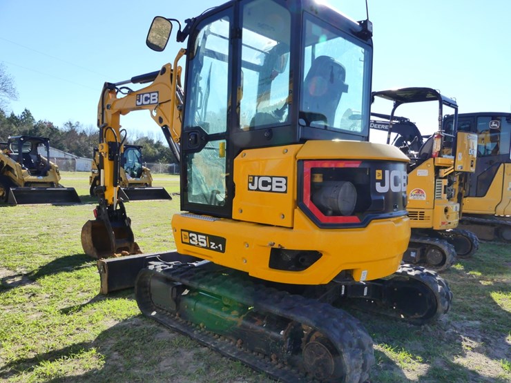 2024-jcb-35z-1-image-4