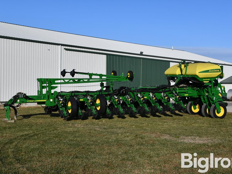 2020-john-deere-1775nt-image-1