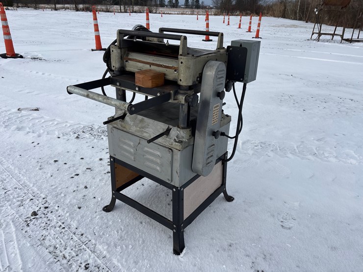 #6567-•-jet-15”-planter-jwp-15h-(currently-stored-in-container)-image-3