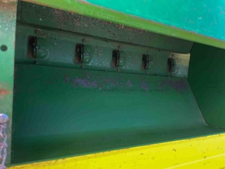 john-deere-8300-image-16