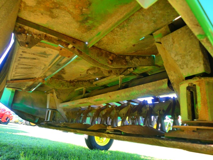 2021-john-deere-s350-image-9