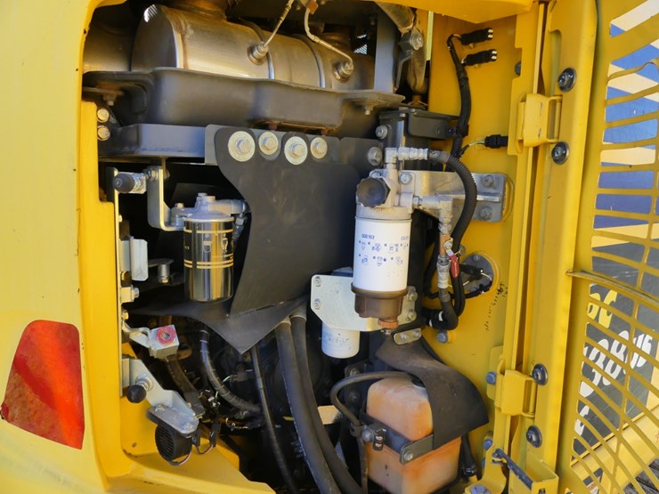 2017-komatsu-pc138us-lc-image-17