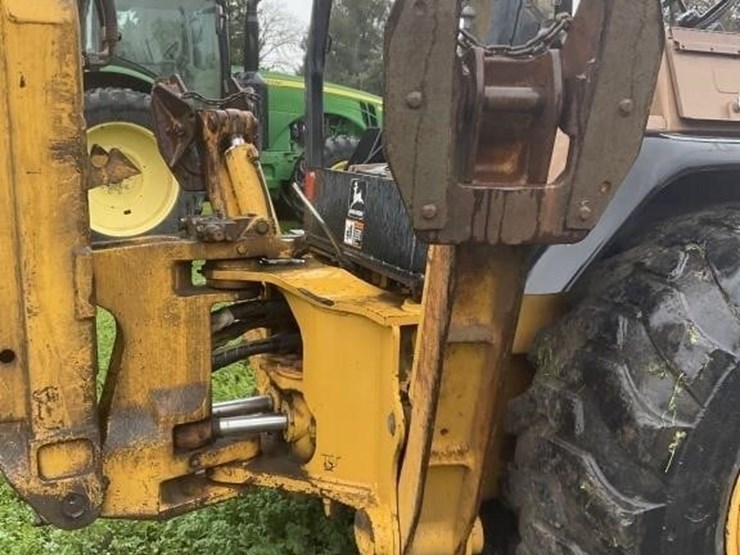 deere-710d-image-15