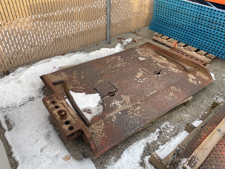 #4074-•-heavy-duty-movable-dock-plate-(08)-image-3