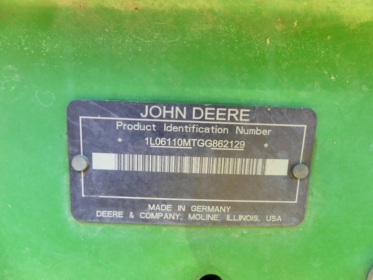 2016-john-deere-6110m-image-15
