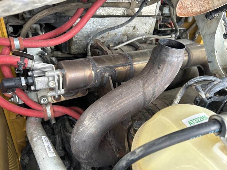 2019-deere-331g-image-35