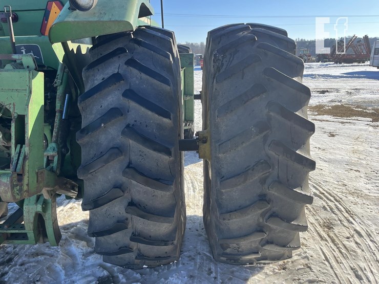 john-deere-8640-image-12