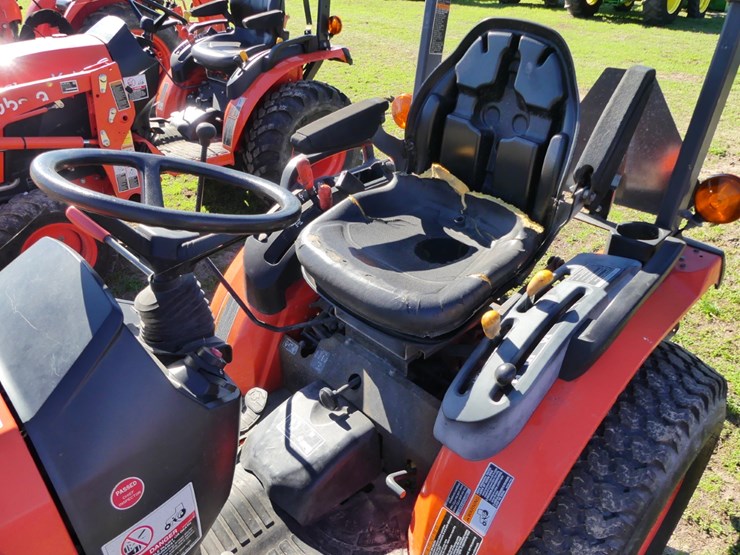 kubota-b2301-image-9