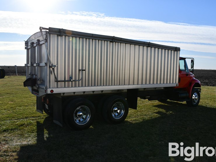 2007-international-durastar-4400-image-5