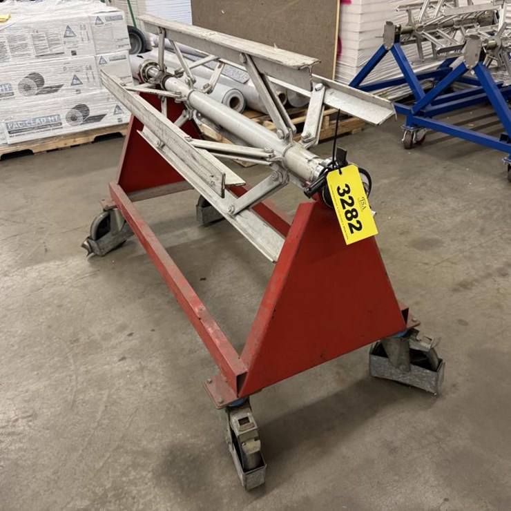 #3282 • Metal Decoiler