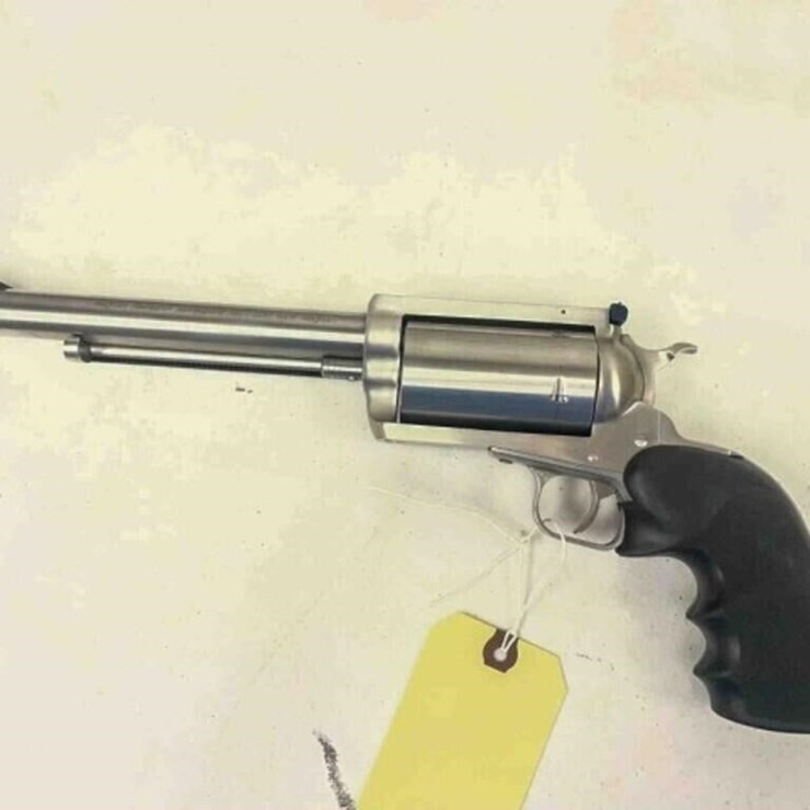 Magnum Research Revolver