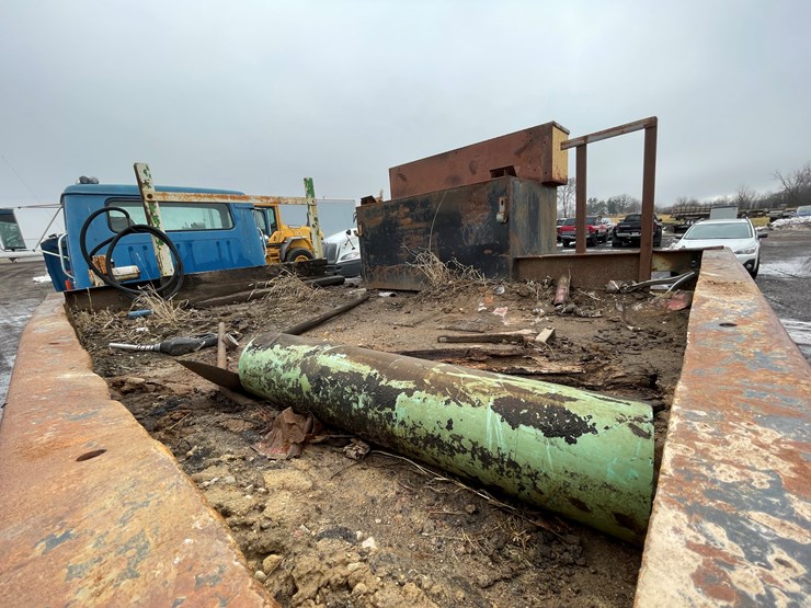 #1015-•-1992-navistar-international-transportation-flatbed-truck-(has-wi-title)-image-26