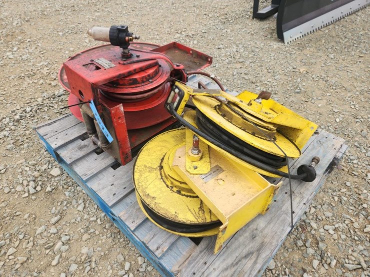 #6039-•-(3)-econ-o-mite-hose-reels-image-1