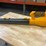 #2032-•-dewalt-style-21v-cordless-leaf-blower-with-(2)-li-ion-batteries-and-charger-(pr12)-image-3