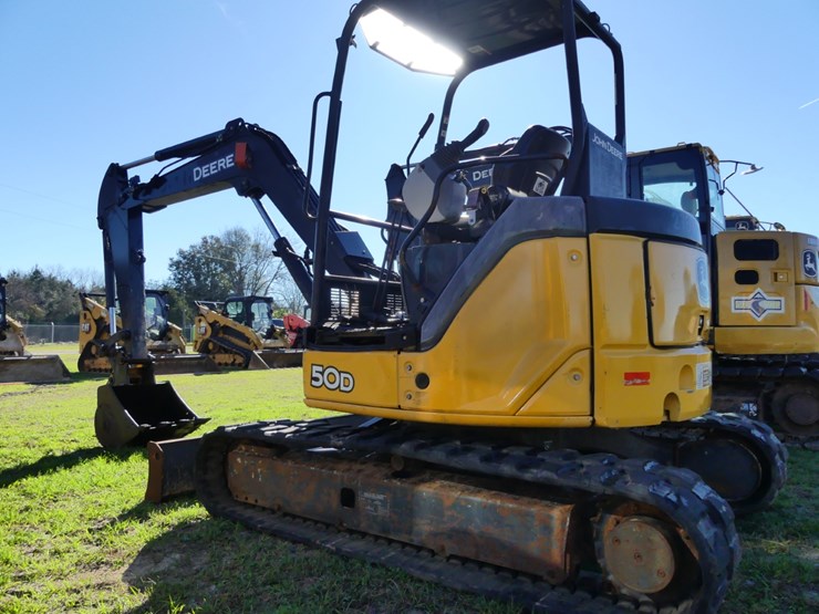 2011-deere-50d-image-4