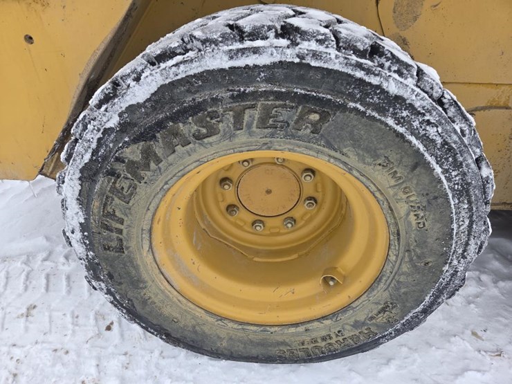 caterpillar-236d-image-48