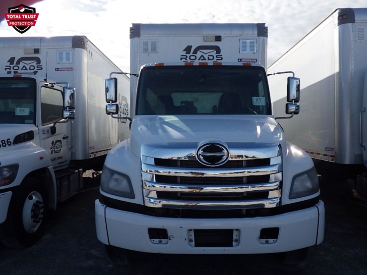 2020-hino-268a-image-2