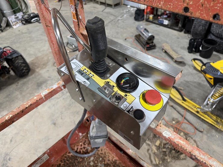 2016-skyjack-sjiii4632-image-7