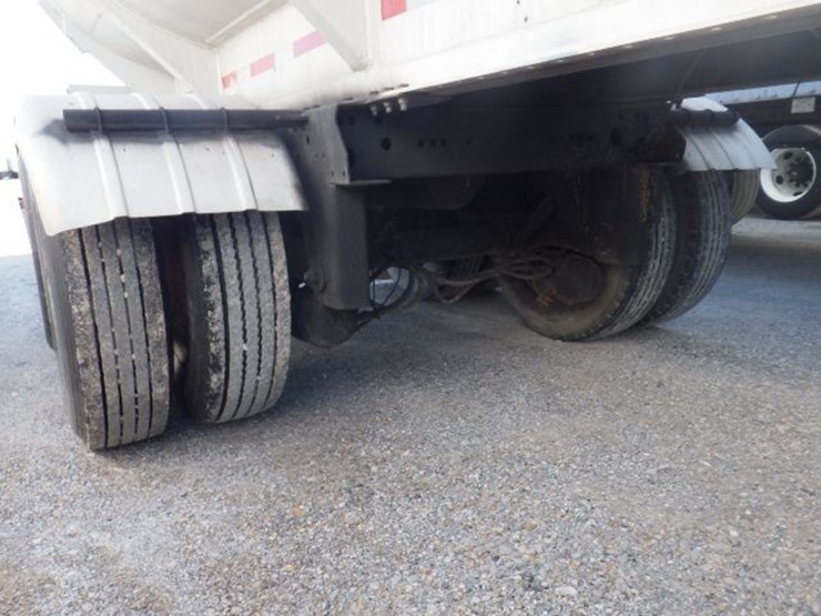 1965-fruehauf-tanker-image-6