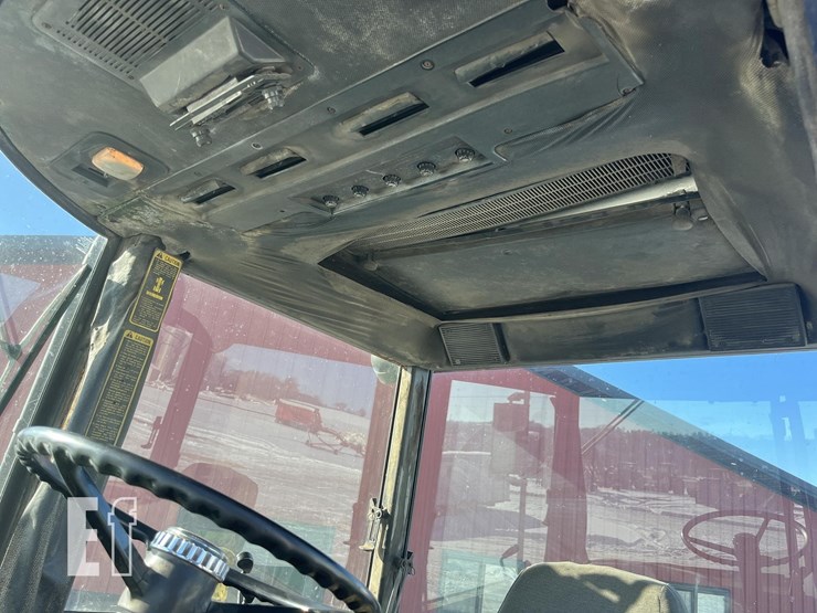 john-deere-8640-image-22