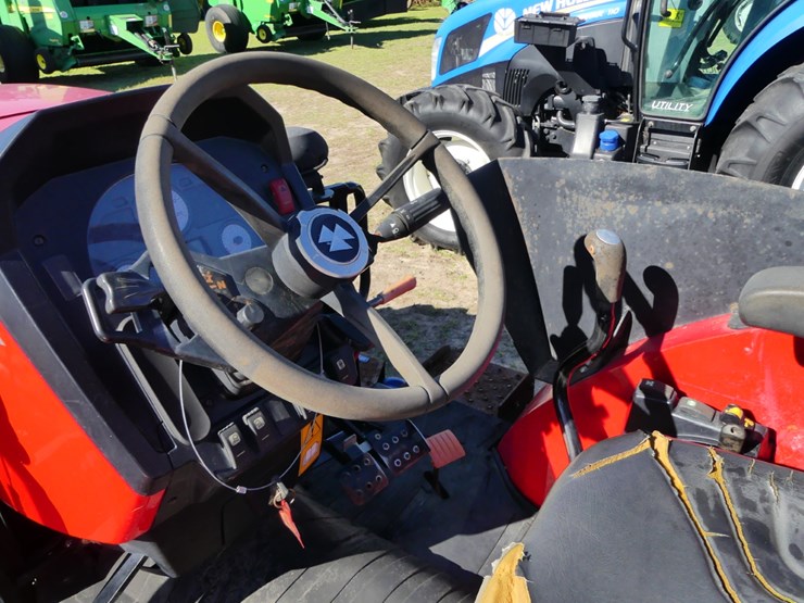 massey-ferguson-4710-image-12