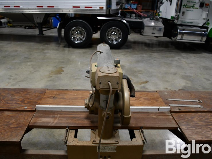 craftsman-table-saw-image-15