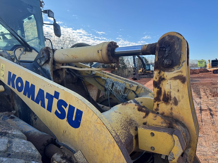 komatsu-wa380-7-image-25