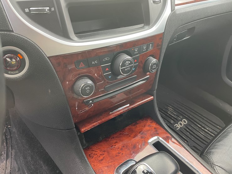 #1024-•-2012-chrysler-300-awd-sedan-(has-paperwork-to-obtain-title)-image-36