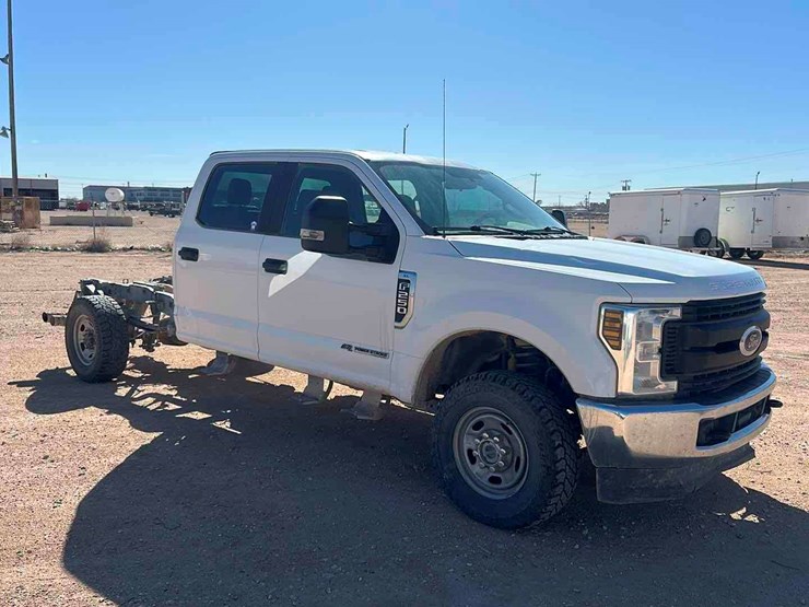 2019-ford-f250-image-2