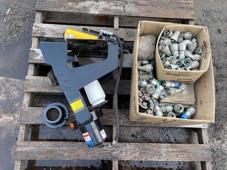 #1322-•-eaton-et1000-mechanical-crimper-image-2