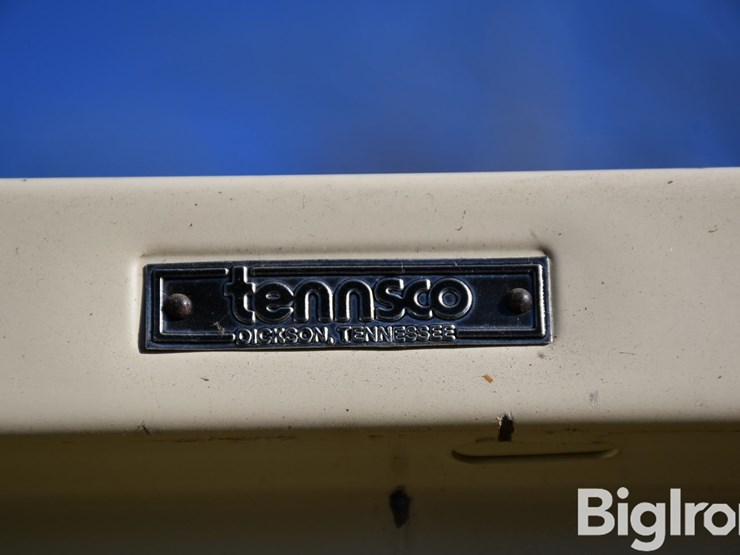 tennsco-metal-cabinet-image-11