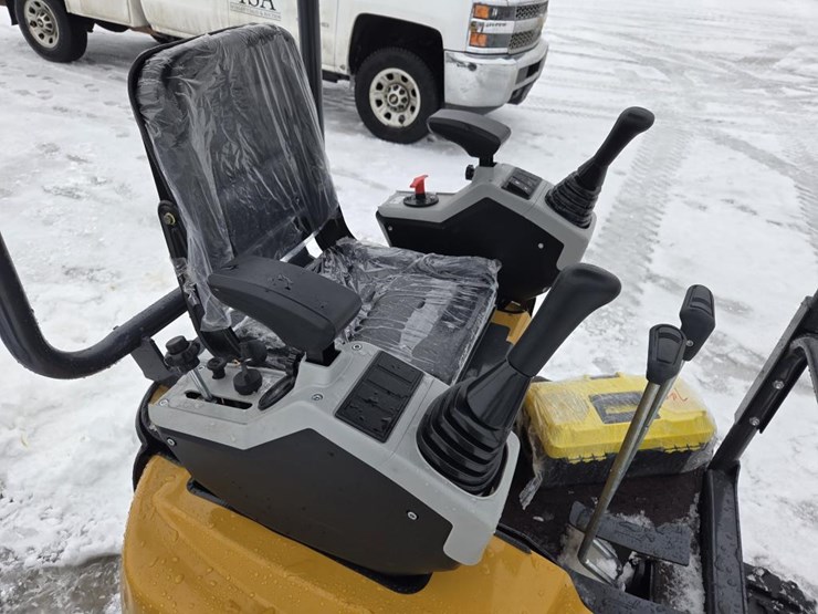 #5037-•-cfg-industrial-qk20r-mini-excavator-image-23