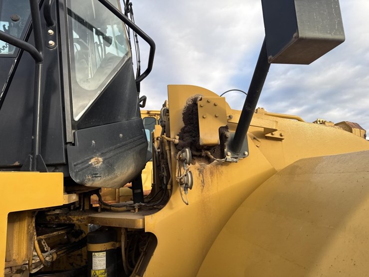 2010-caterpillar-980h-image-34