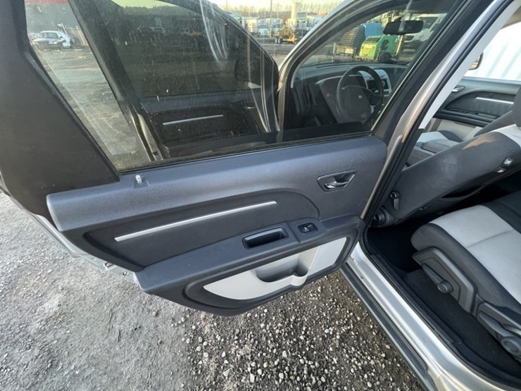 2009-dodge-journey-sxt-image-26