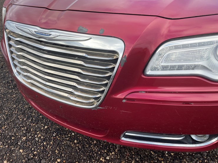 #1024-•-2012-chrysler-300-awd-sedan-(has-paperwork-to-obtain-title)-image-12