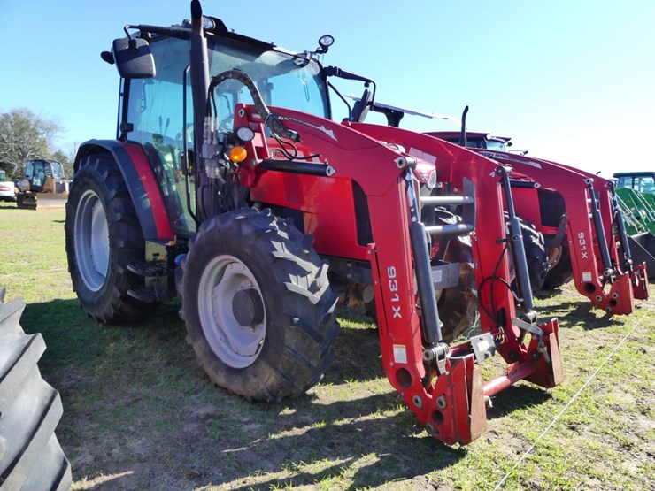 massey-ferguson-4710-image-2