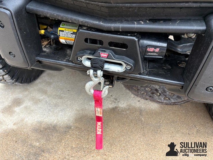 2023-john-deere-gator-image-19