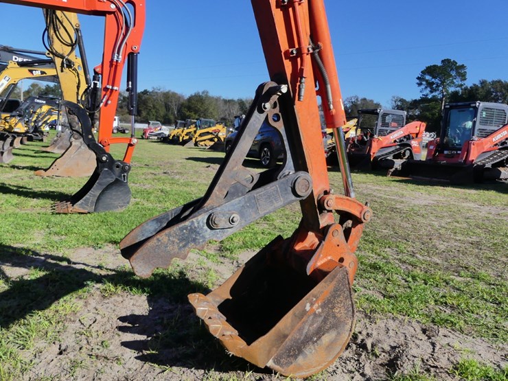 2000-kubota-kx61-2-image-8